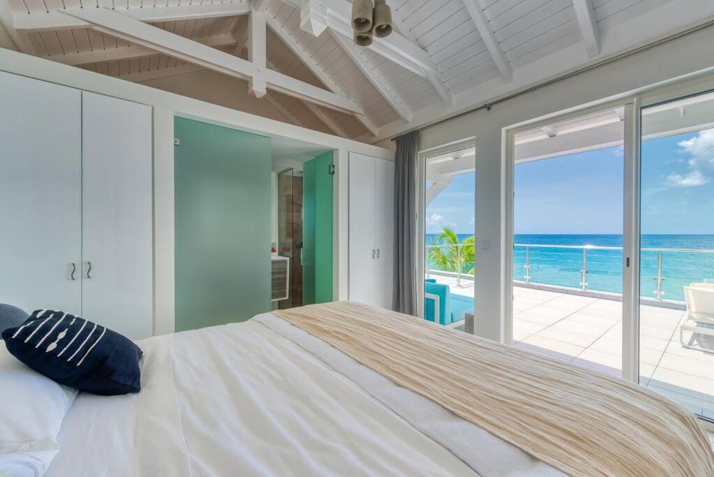 Surfsong Villa- Luxury Water Front Villa For 12 Maho Exterior photo