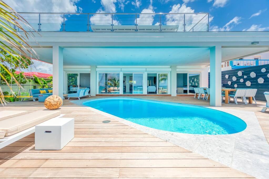 Surfsong Villa- Luxury Water Front Villa For 12 Maho Exterior photo