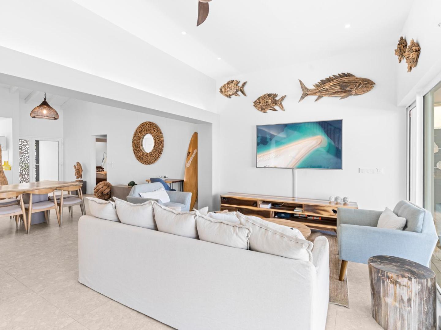 Surfsong Villa- Luxury Water Front Villa For 12 Maho Exterior photo