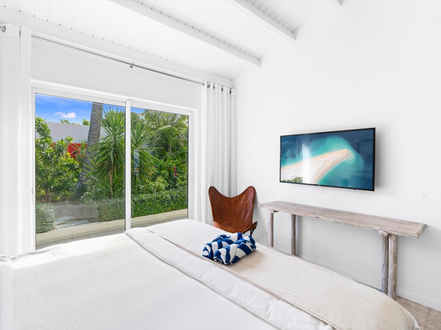 Surfsong Villa- Luxury Water Front Villa For 12 Maho Exterior photo